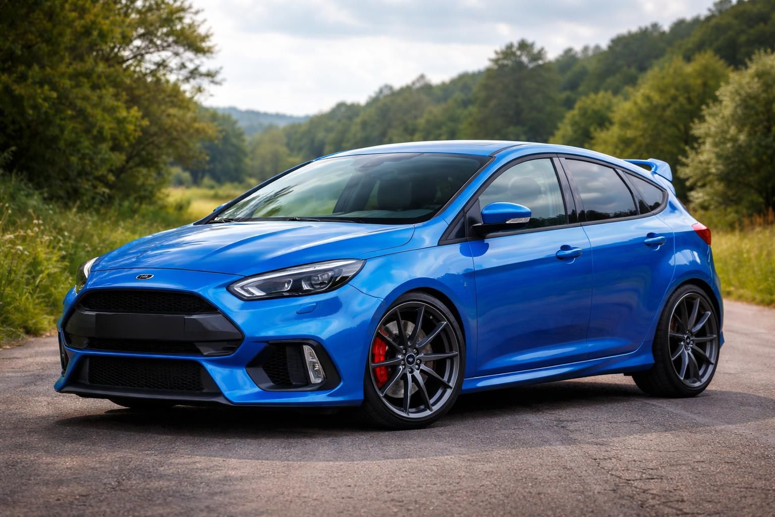 découvrez la fiche technique complète de la ford focus rs 2016 berline, incluant ses performances, motorisation, dimensions et équipements pour une expérience de conduite sportive.